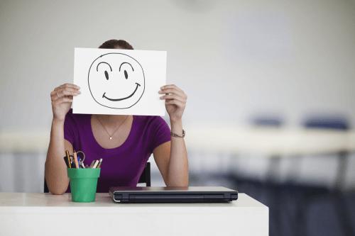 10 tipp, hogy boldogabb légy a munkahelyeden